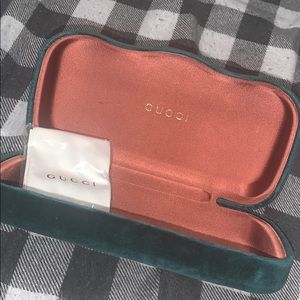 GUCCI GREEN BIG SUNGLASS CASE. AUTHENTIC